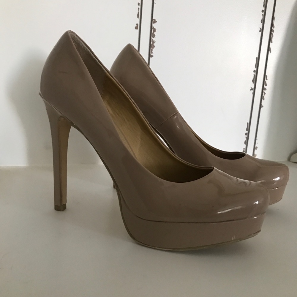 Women’s nude heels
